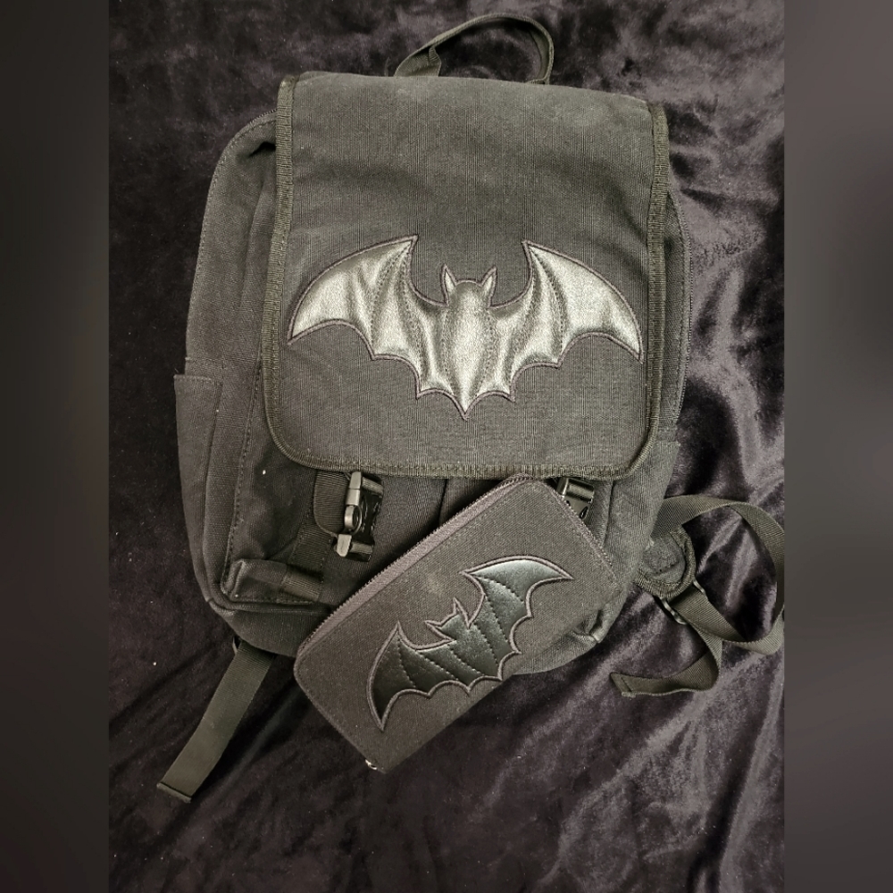 Bat backpack and wallet set